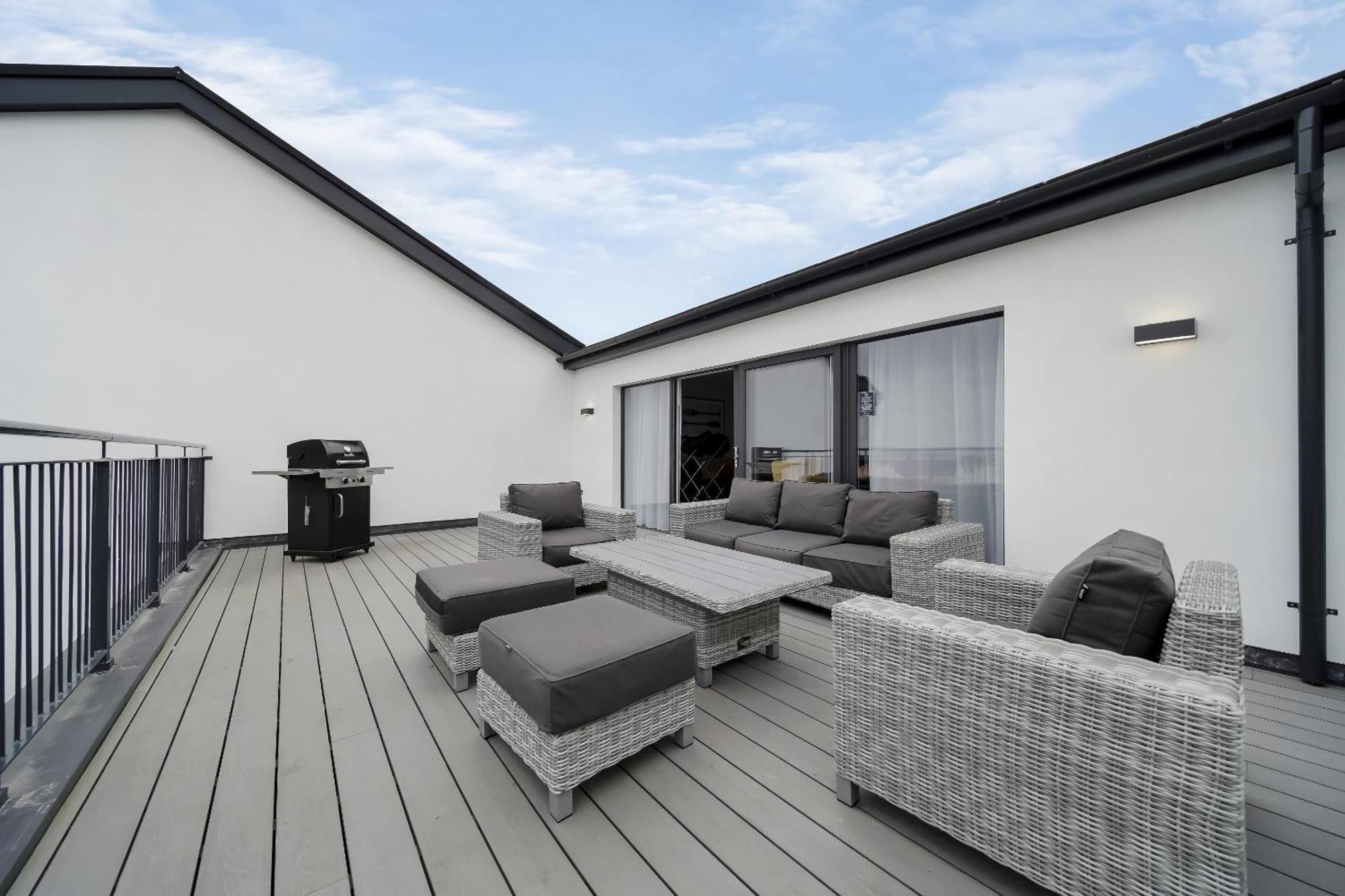 Bayview Luxury 3 Bedroom Apartment First Floor Даунингс Экстерьер фото