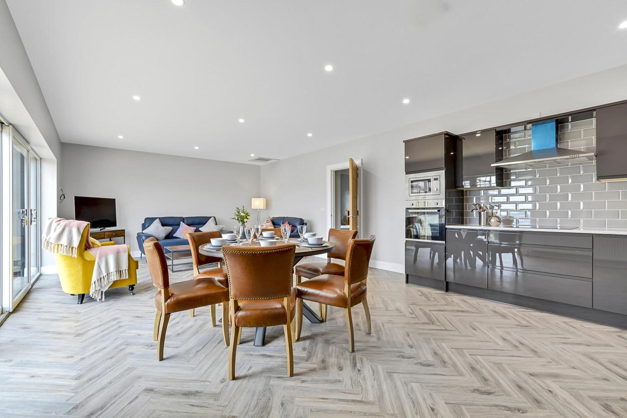 Bayview Luxury 3 Bedroom Apartment First Floor Даунингс Экстерьер фото